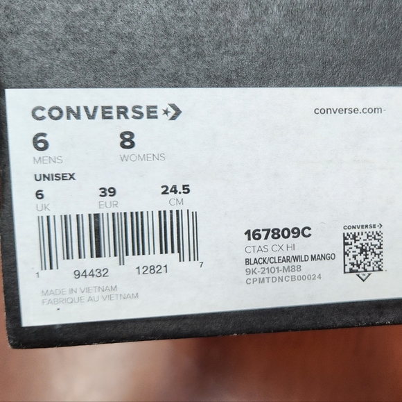 Converse unisex Chuck Taylor's high tops - Picture 15 of 15